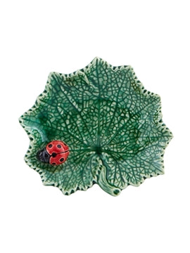 An earthenware ragwort leaf with lady bug dish by Bordallo Pinheiro, Portugal
